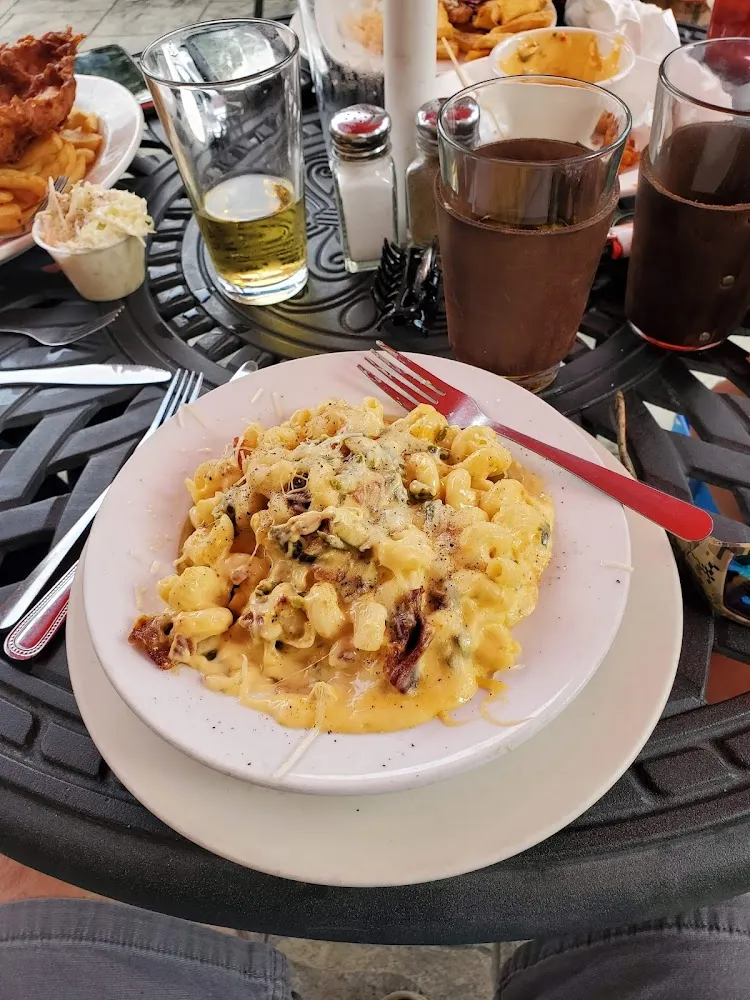 Jalapeño Macaroni and Cheese with Bacon